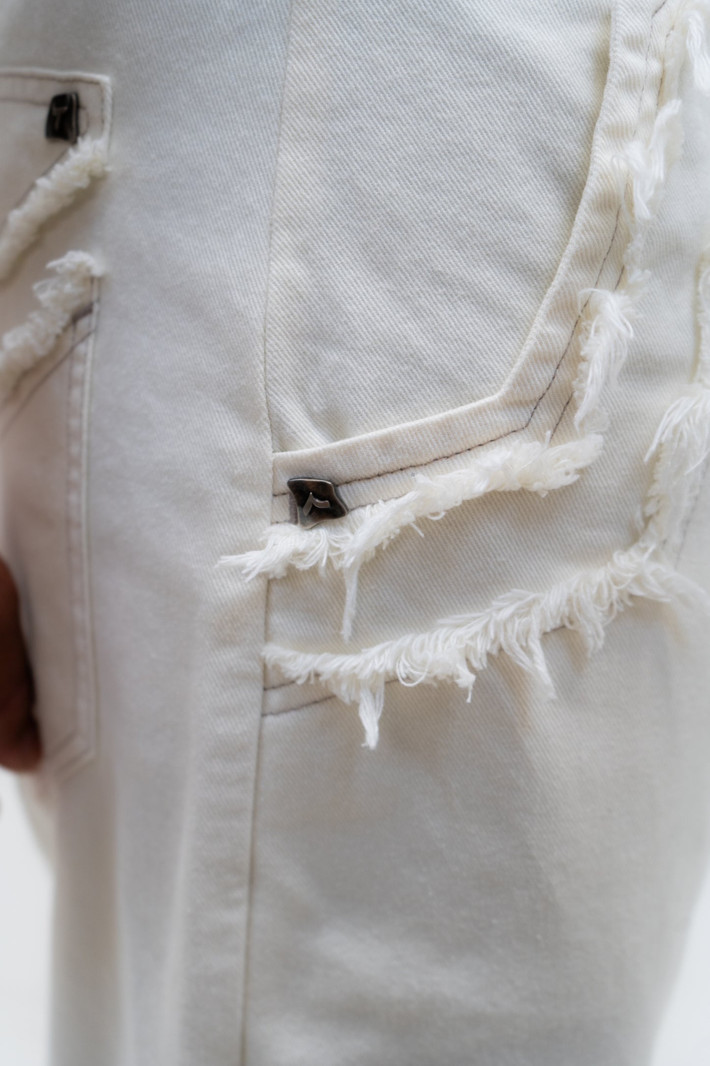 Frayed Denim - Cream