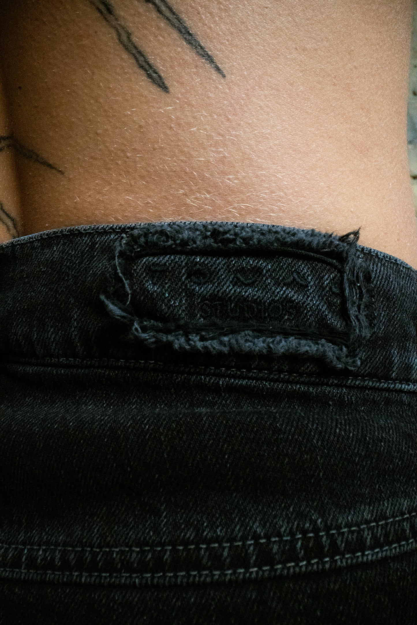 FRAYED DENIM - BLACK (Pre-Sale)